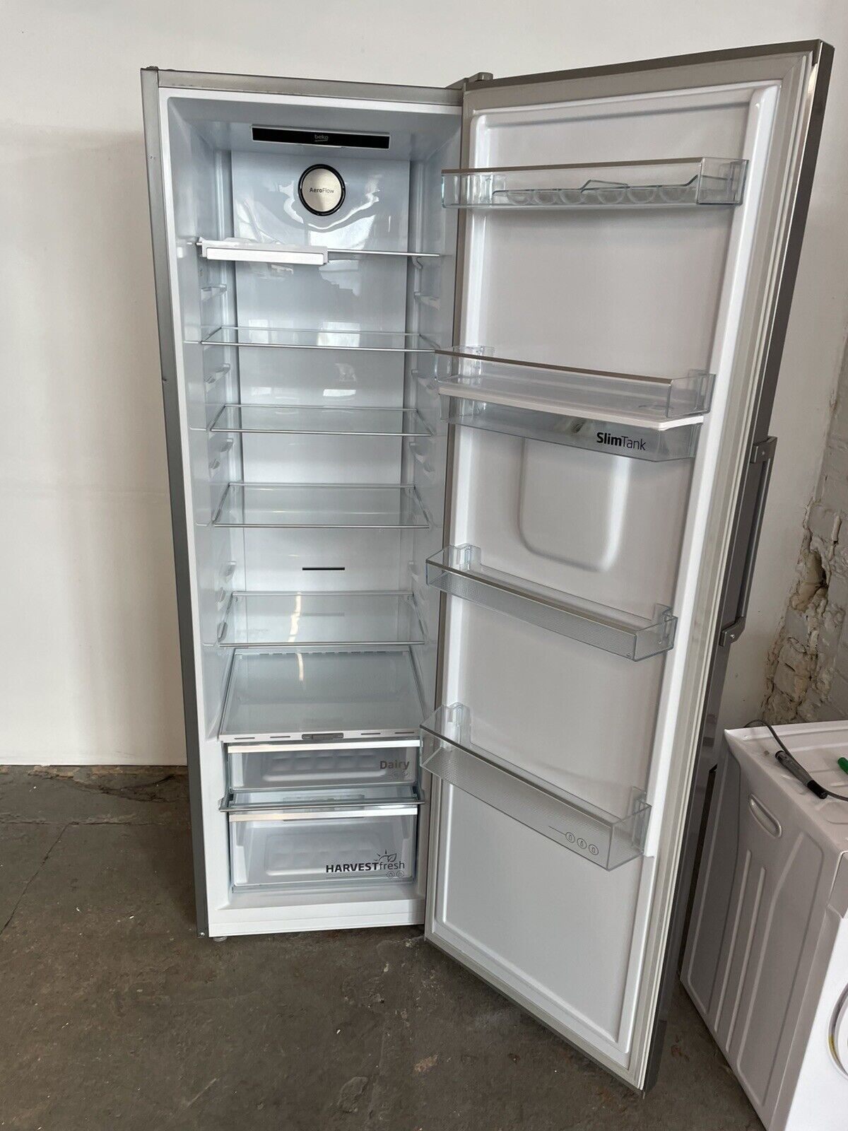 New Graded Stainless Steel Beko LNP5686LDVPS  365ltr Larder Fridge RRP £649 -X49 New Graded Stainless Steel Beko LNP5686LDVPS  365ltr Larder Fridge RRP £649 -X49