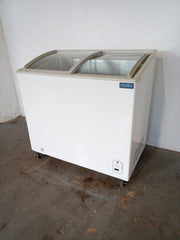 New Graded Polar GM498 Display Chest Freezer PERFECT FOR CHRISTMAS R24