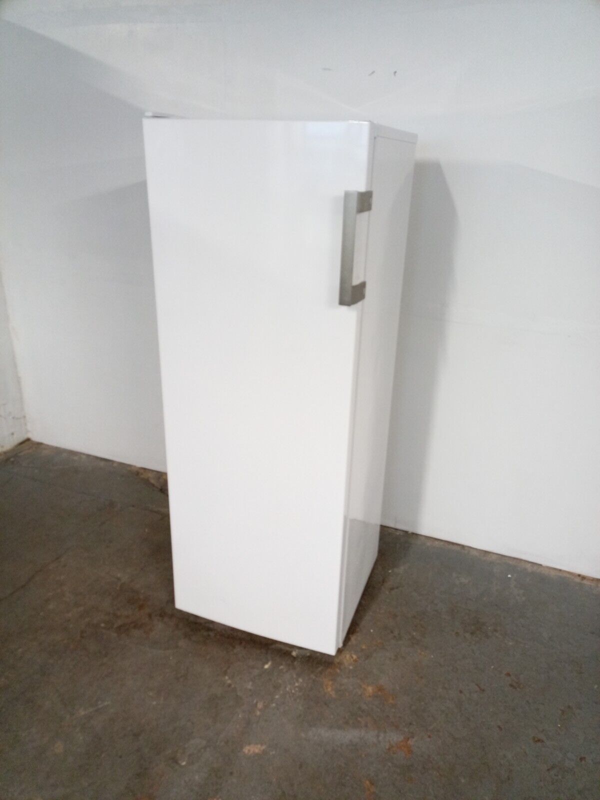 New Graded Beko FNT44550 Frost Free Freezer Outbuildings--RRP £519! X60 New Graded Beko FNT44550 Frost Free Freezer Outbuildings--RRP £519! X60