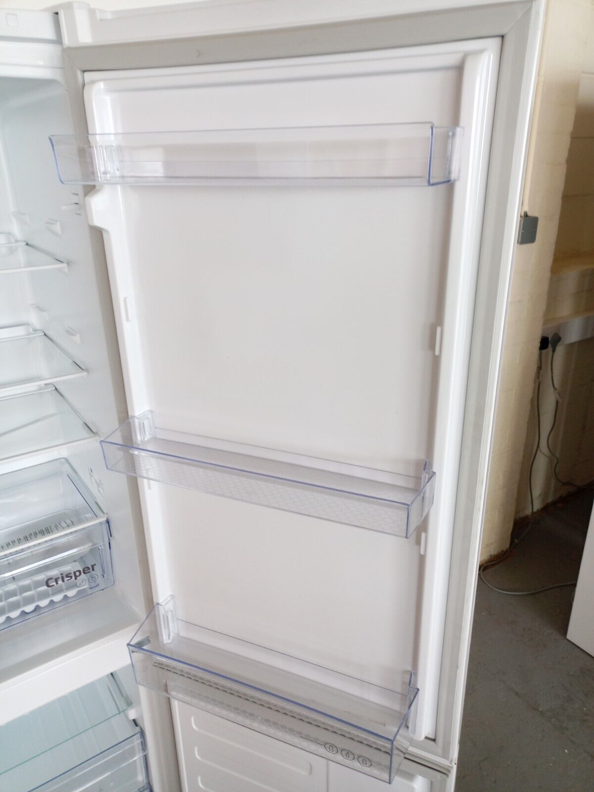 New Graded Beko CSG4571W 60/40 White Fridge Freezer- UK Del K14 New Graded Beko CSG4571W 60/40 White Fridge Freezer- UK Del K14