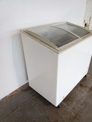 New Graded Polar GM498 Display Chest Freezer PERFECT FOR CHRISTMAS R24