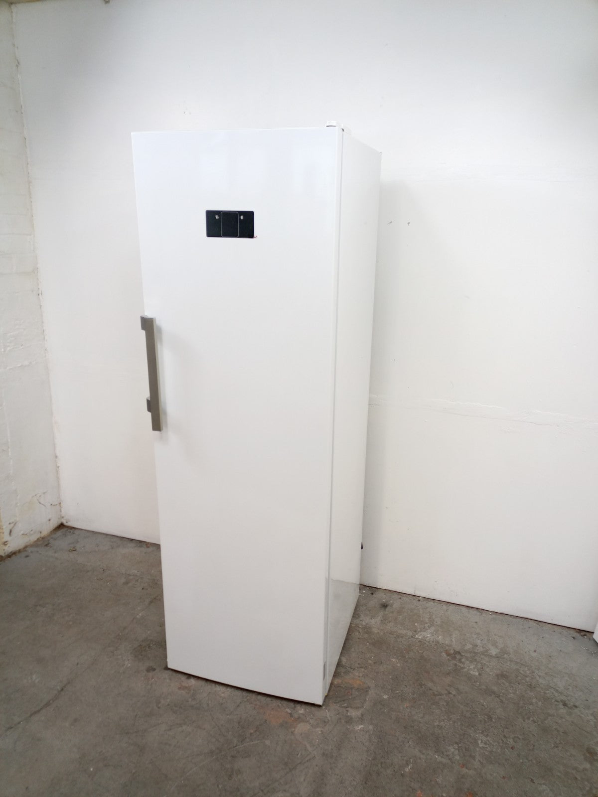 New Graded  Beko SND568VP Tall Larder FrIdge RRP £579! -N53