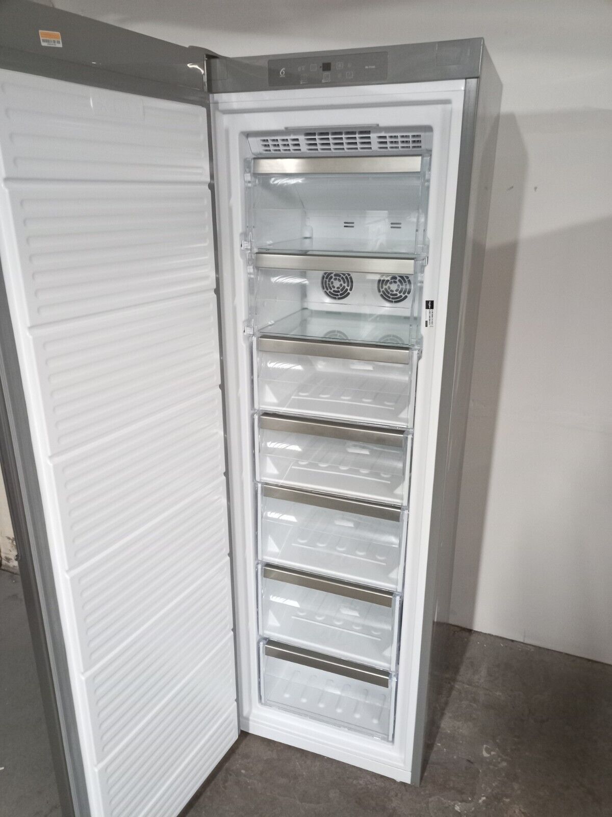 Large Silver Whirlpool UW8F2CXLSBUK2 252 ltr  Tall  Freezer UK Delivery L38