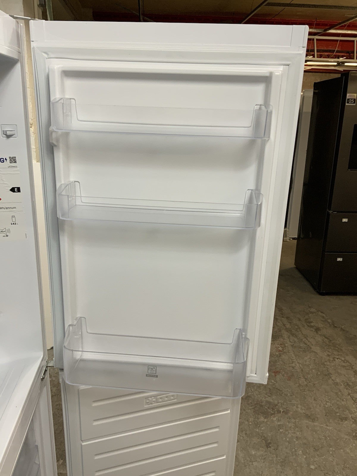 New Graded LOGIK LFC55W23 50/50 Fridge Freezer - White RRP £349 R95