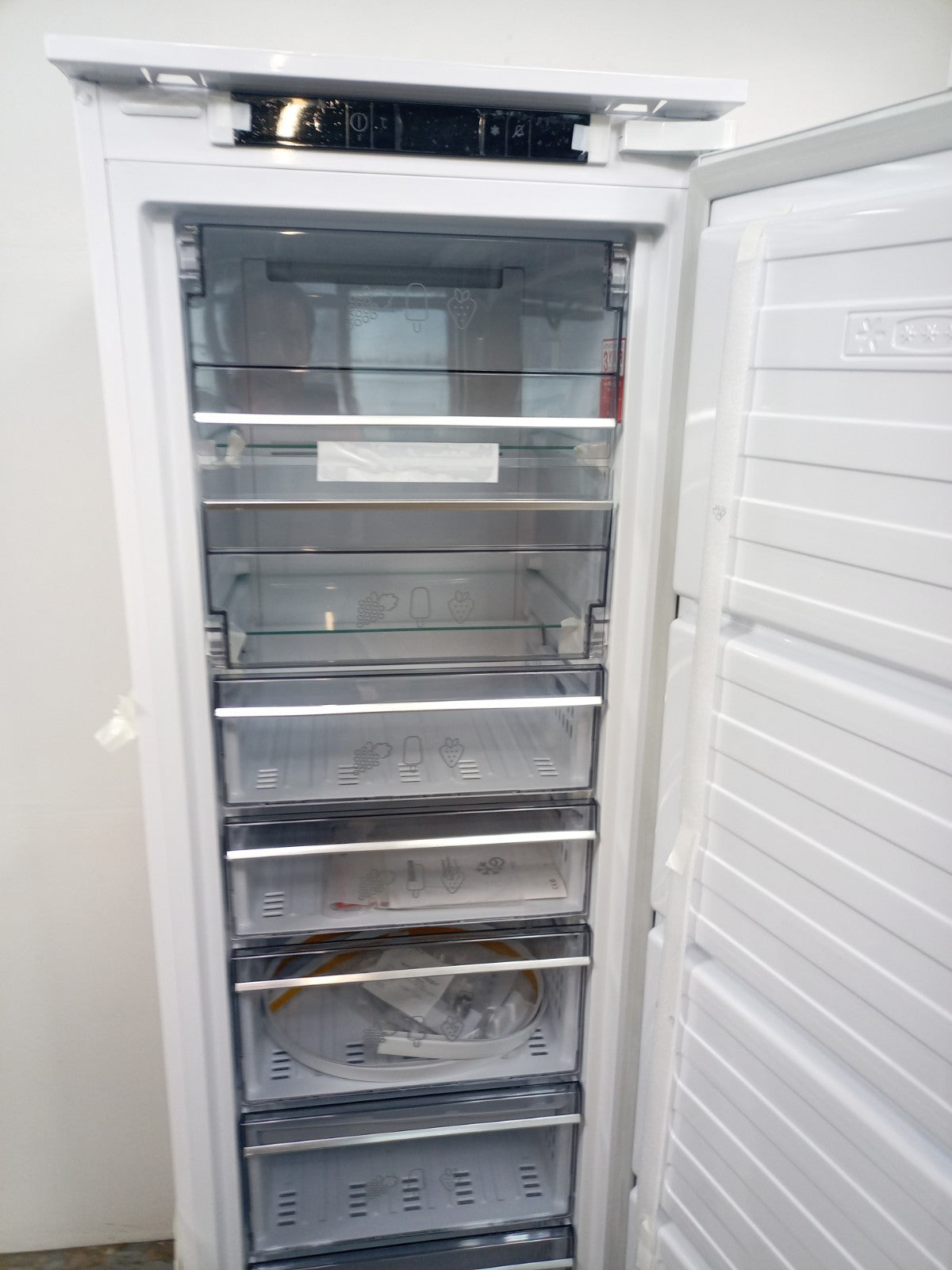 New Graded Beko FNT4454I Integrated Tall  Freezer RRP £679 UK Del M30