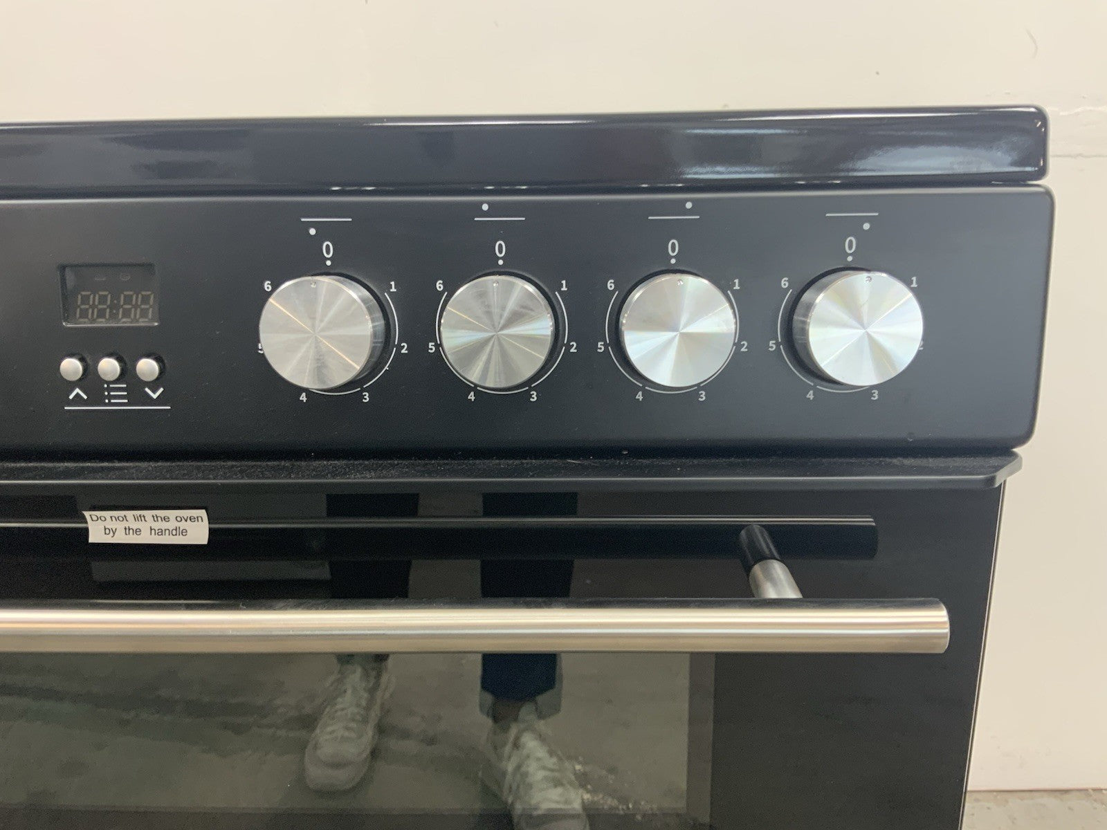 New Graded Hisense HDE3211BBUK Double Oven Electric Cooker with Ceramic Hob  K48