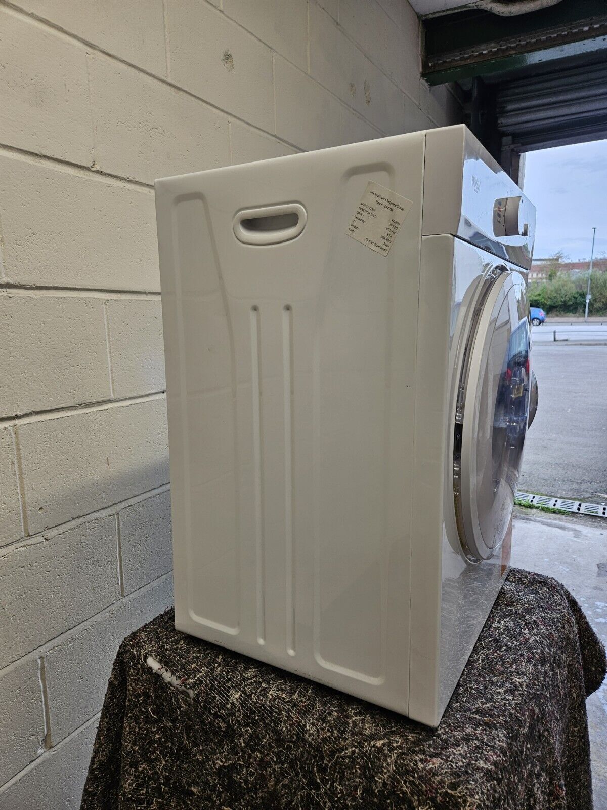 NEW GRADED WHITE BUSH 3KG MINI VENTED DRYER FREE UK DELIVERY