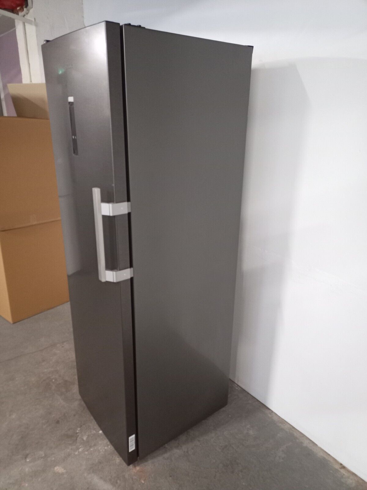 New Graded Black Steel Grundig GLNEP5686VPZ   Larder FrIdge RRP £549! -X8