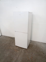 New Graded LOGIK L55CW23 60/40 Fridge Freezer - White RRP £259 S85
