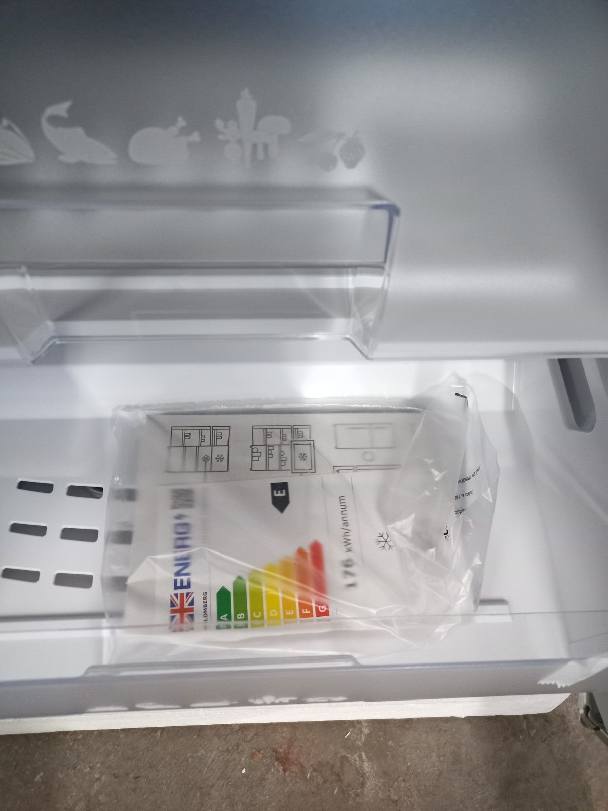 New Beko FSE1654IU  Integrated Undercounter Freezer  -UK Del RRP£400 H91