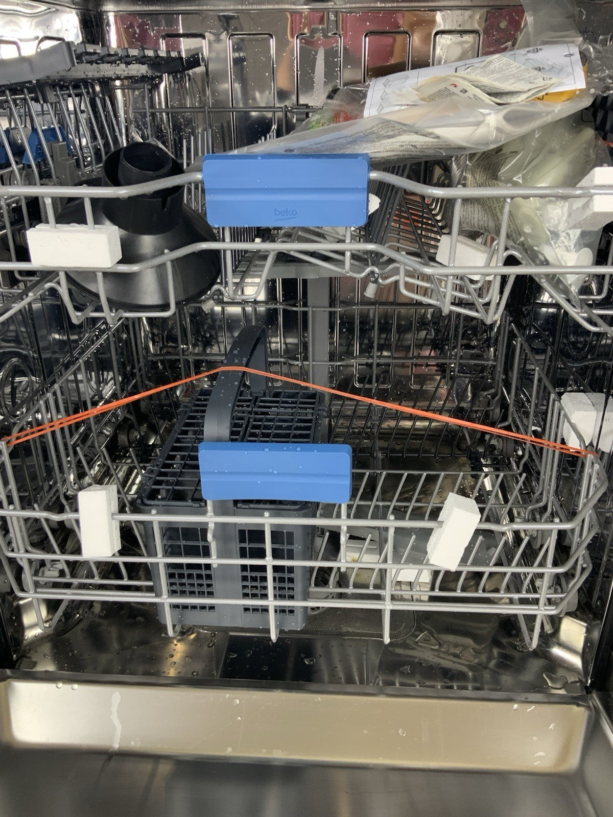 New Graded Beko BDIN26430 Full-size Fully Integrated Dishwasher RRP £399 Y90