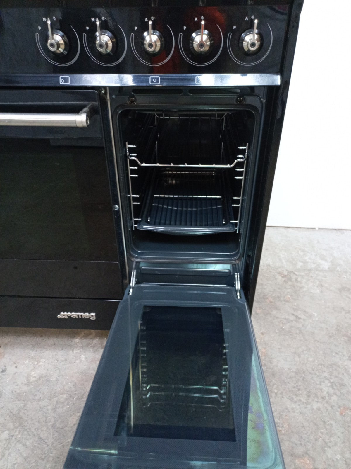 Graded Smeg C92IPBL9-1 90cm Induction Range Cooker RRP£1999 N97