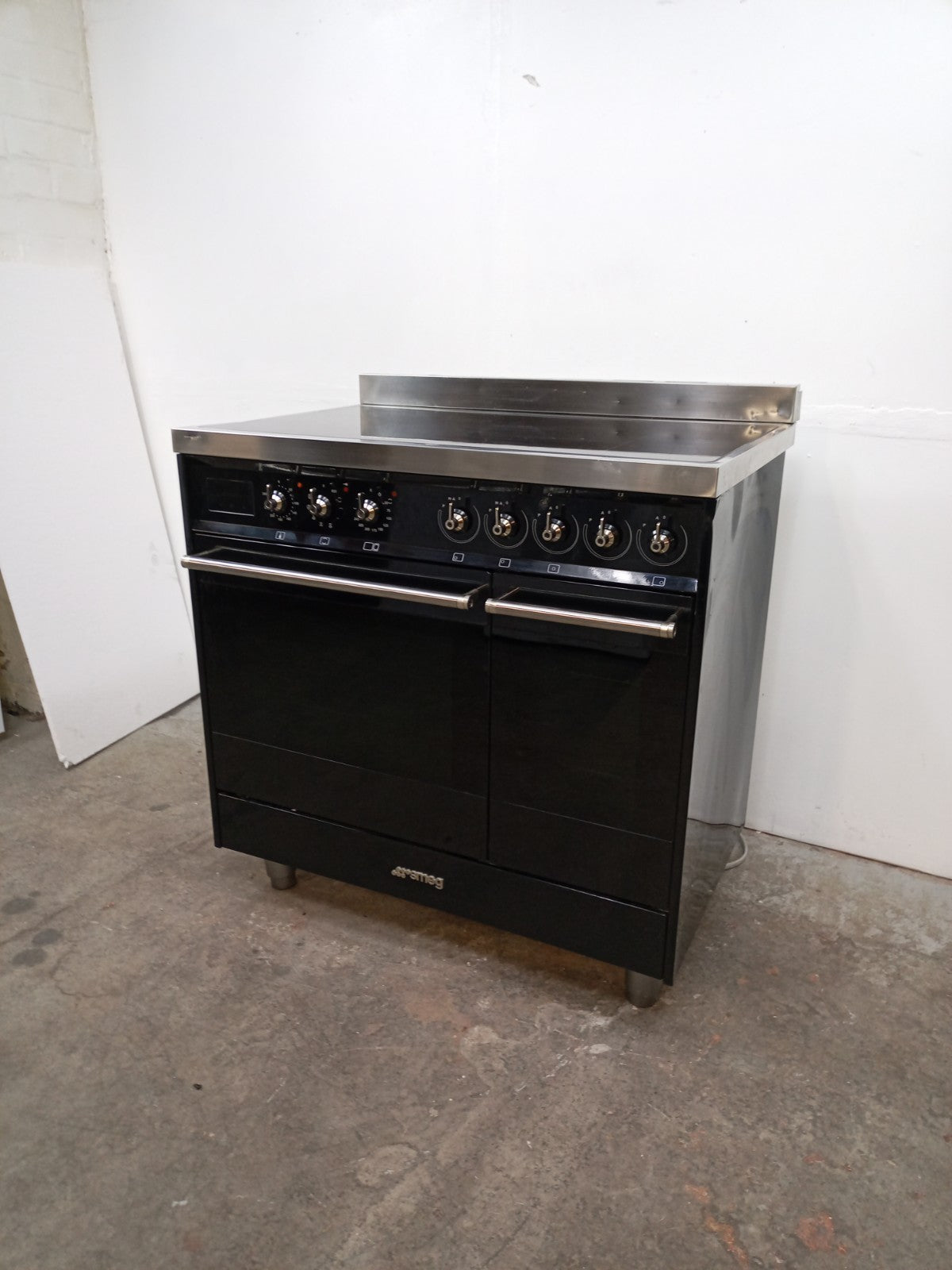 Graded Smeg C92IPBL9-1 90cm Induction Range Cooker RRP£1999 N97