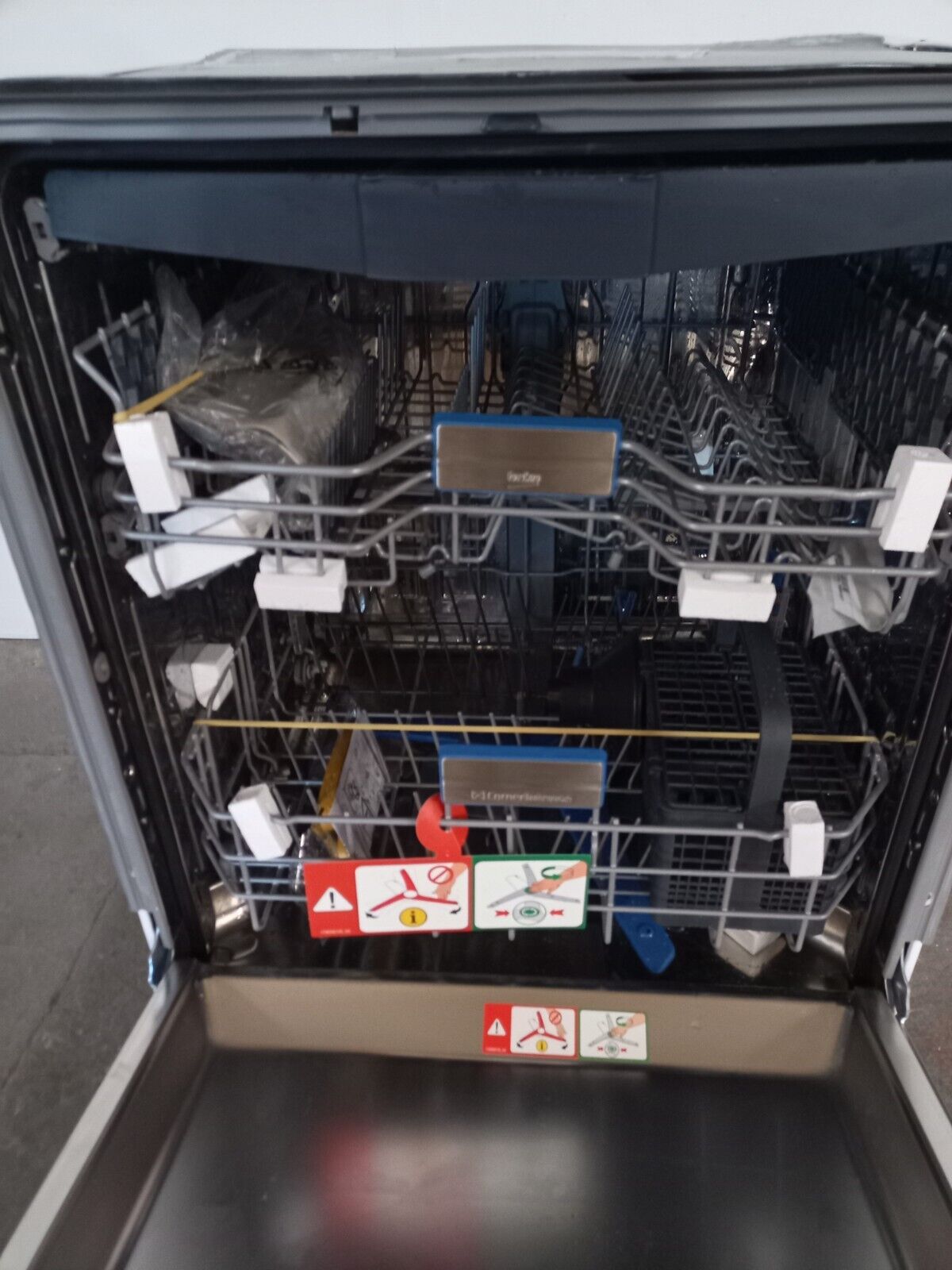 New Graded Beko BDIN38650C Full-size Fully Integrated Dishwasher RRP £529 M24