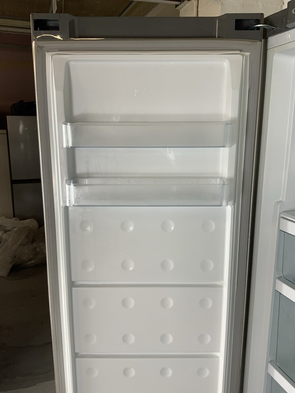 Used CDA FF880SC 60cm Wide Frost Free Freestanding Upright Freezer F60