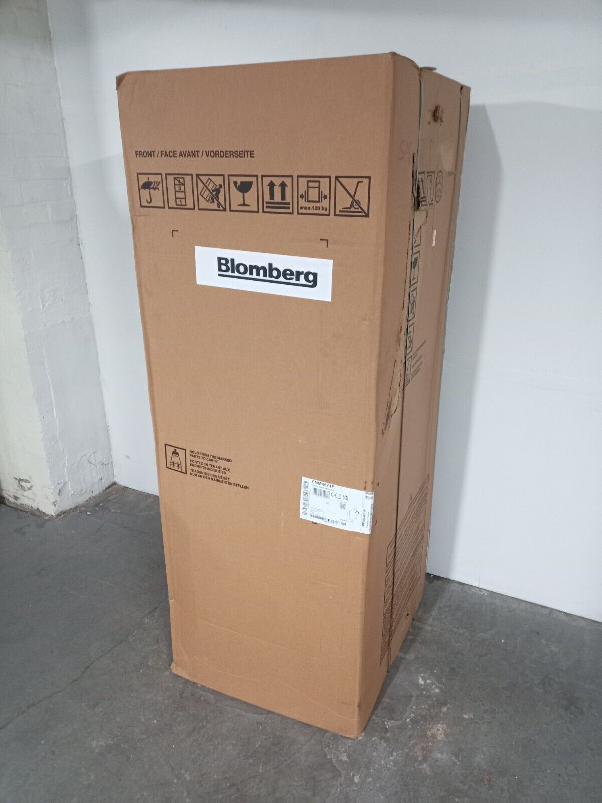 New Graded Beko FNM4671P Tall 256 ltr Freezer RRP £529 Suitable Outbuilding M29