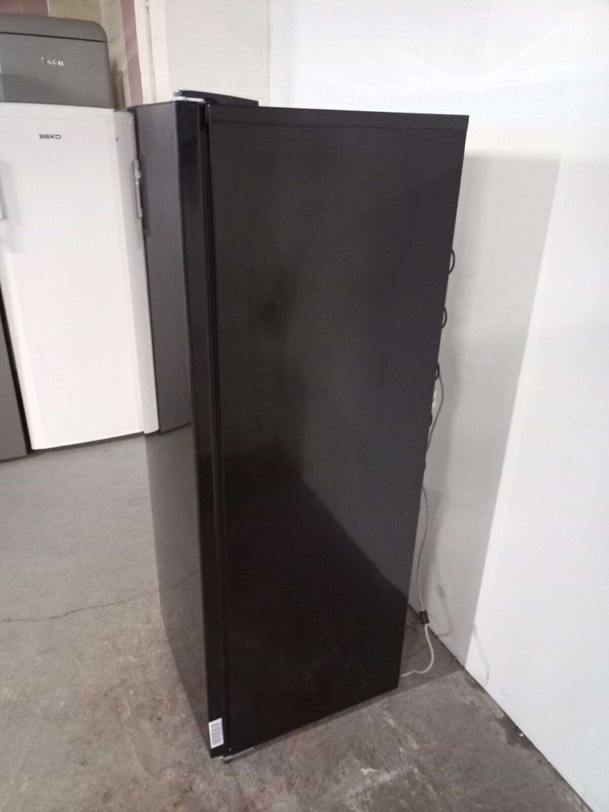 New Graded  Beko LSG4545B Tall Larder FrIdge RRP £379! -M25