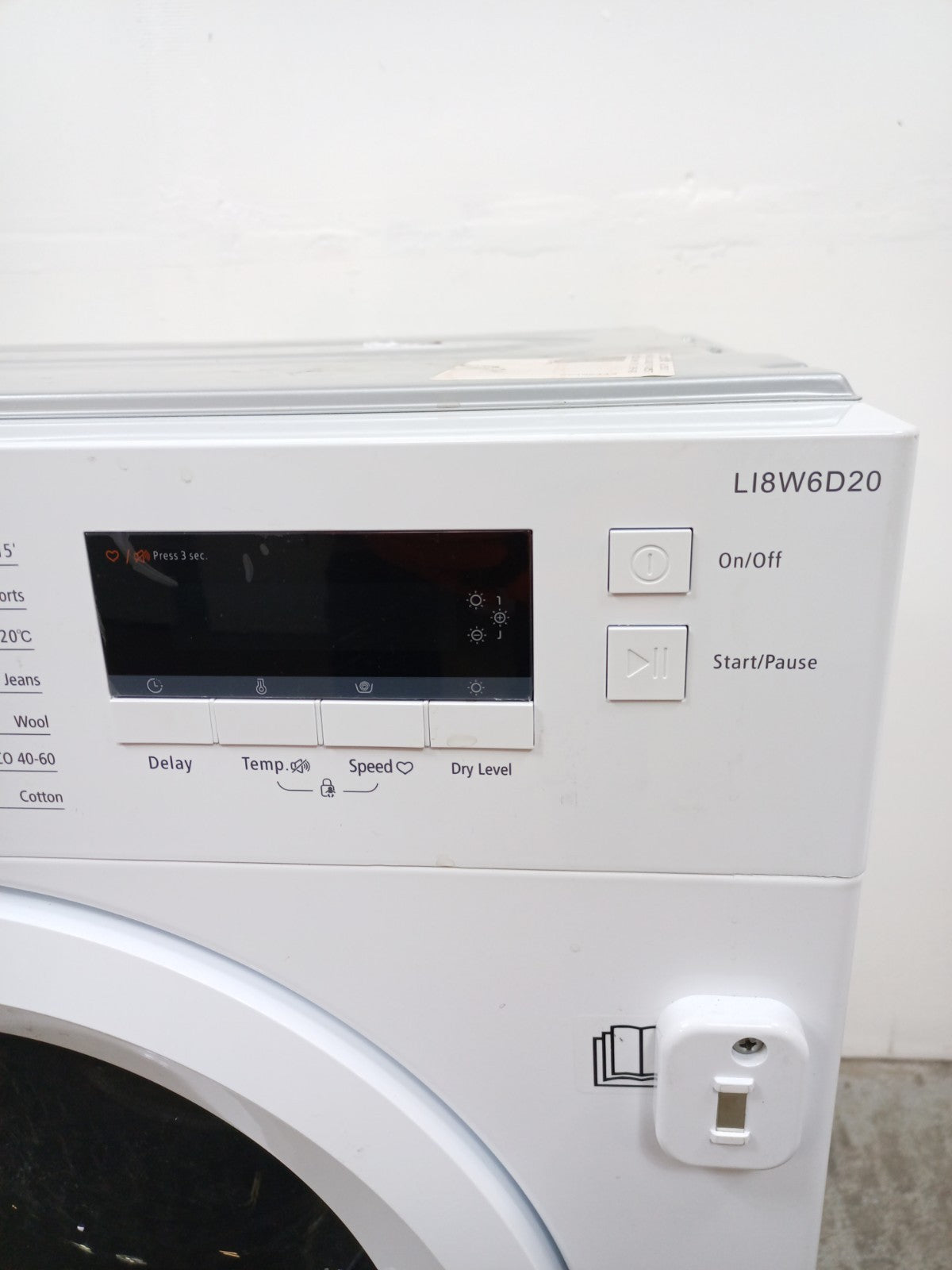 New Graded Logik LI8W6D20 Integrated 8/6kg Washer Dryer RRP£39 C20