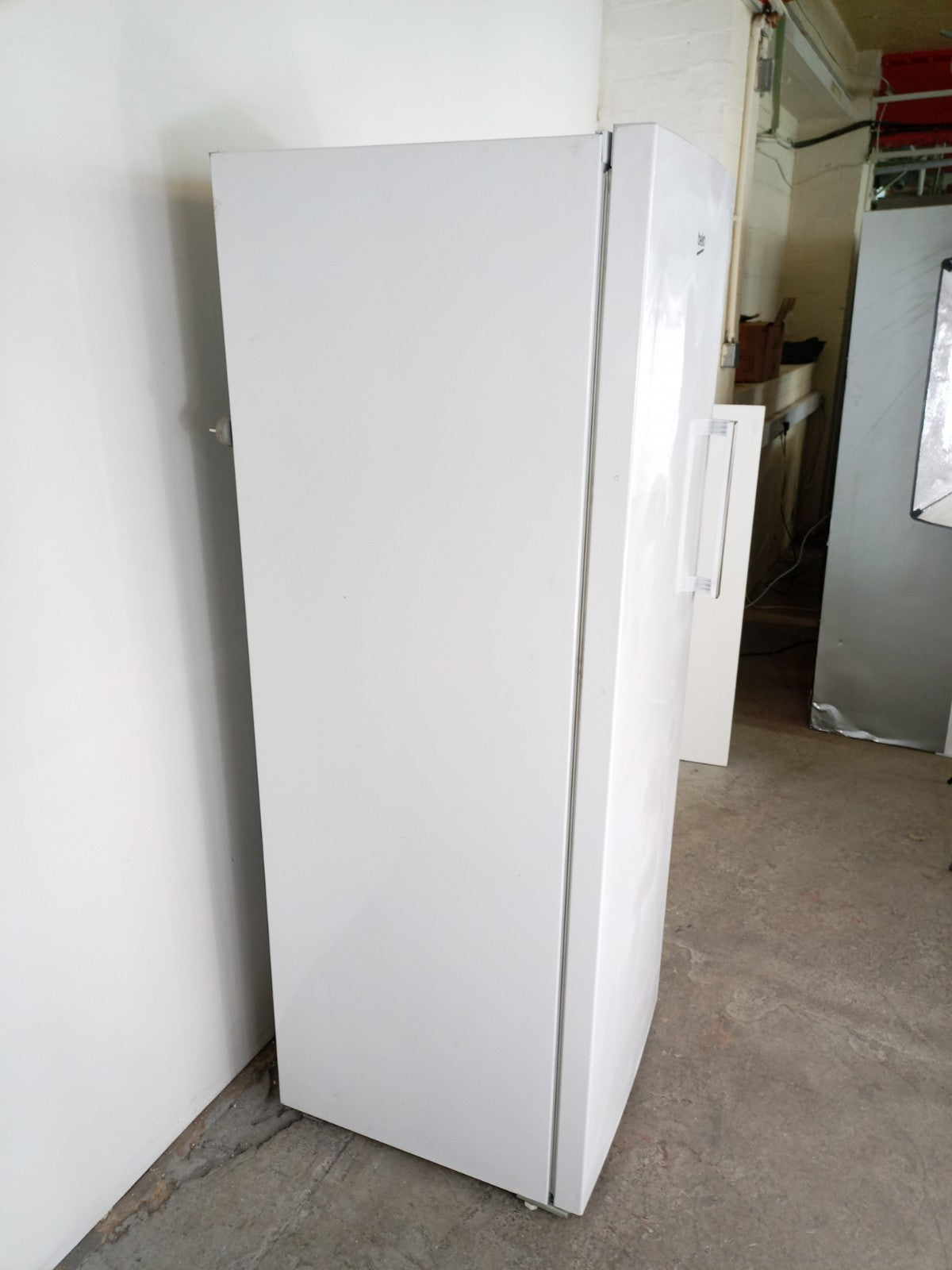 New Graded Beko FFP1671W White 171cm Frost Free Freezer Suitable Outbuilding P92