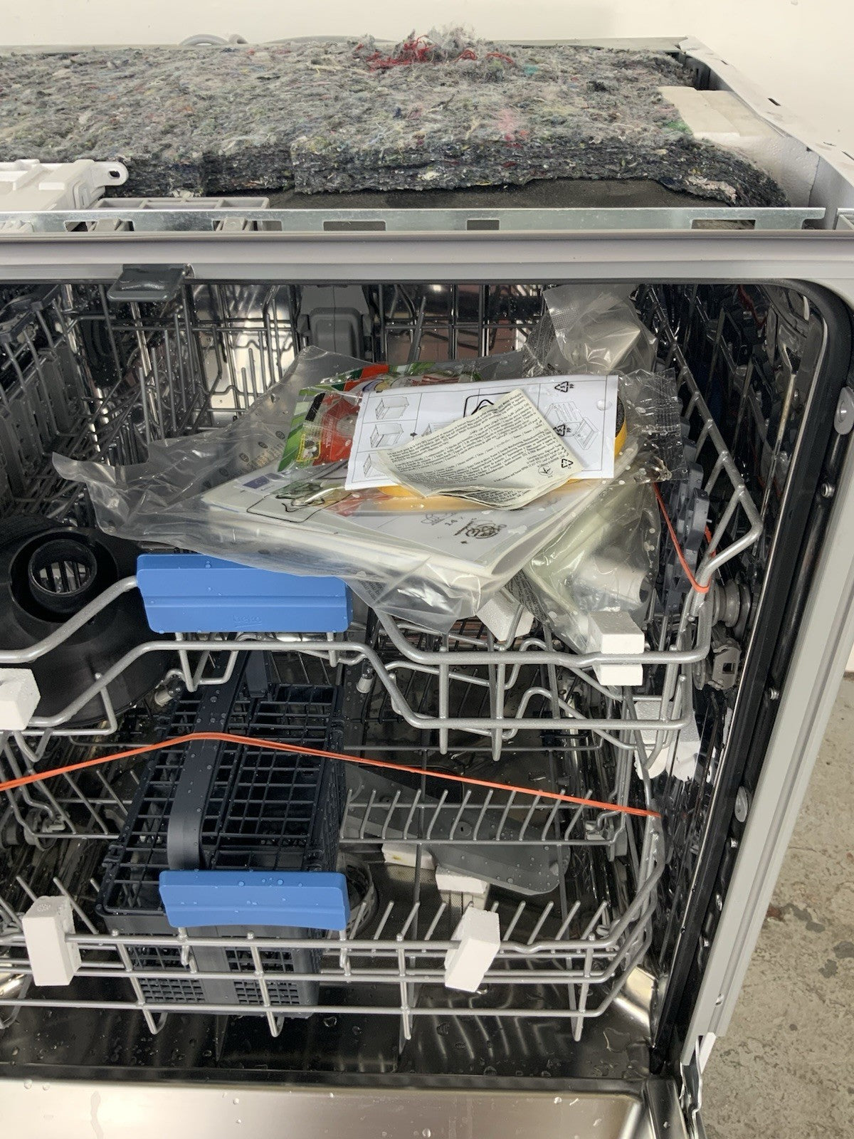 New Graded Beko BDIN26430 Full-size Fully Integrated Dishwasher RRP £399 Y90