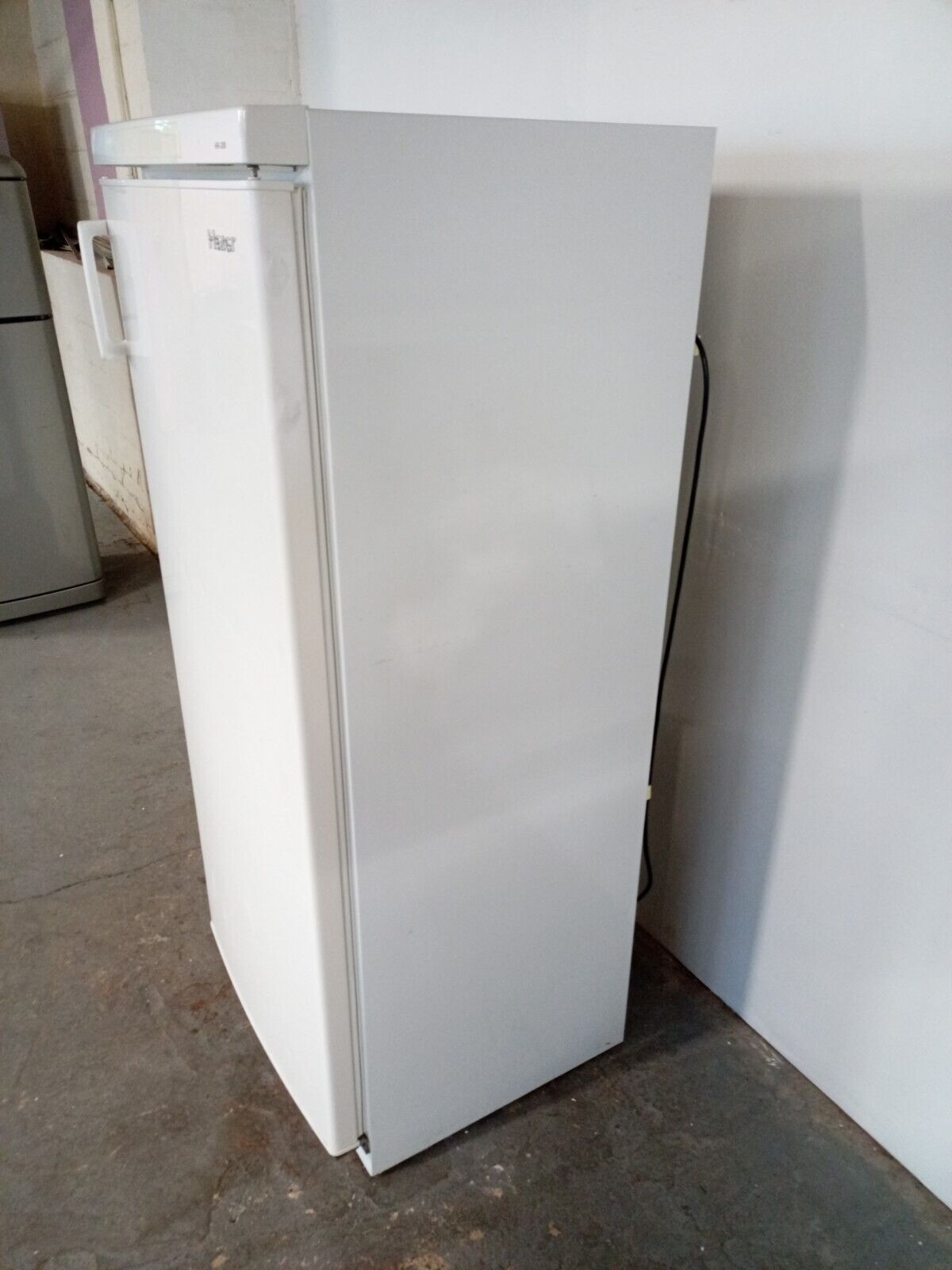 Tall  Haier HR-288 250 ltr  Tall  Fridge UK Delivery Q40