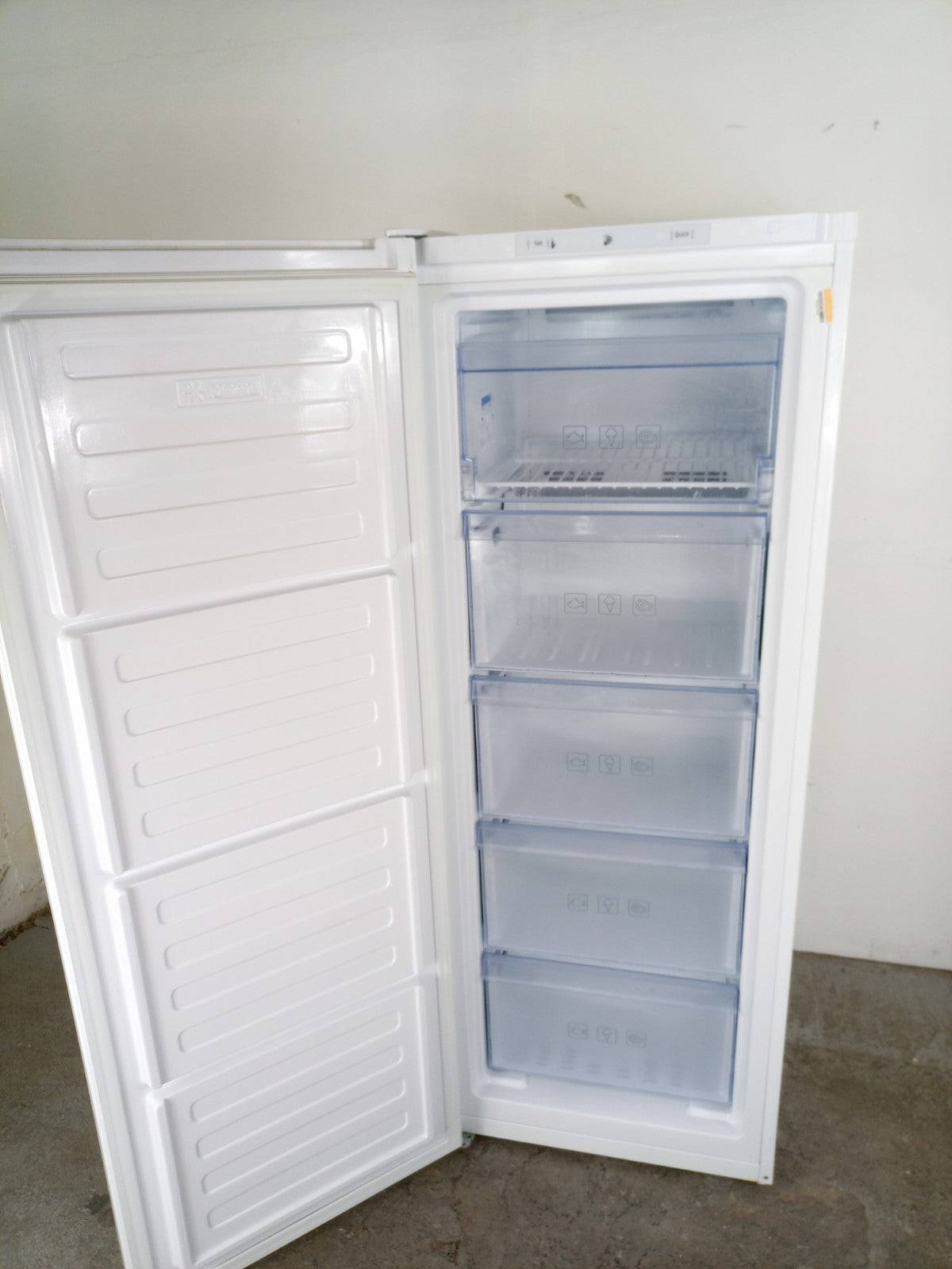 New Graded White Beko FFG1545W 177ltr  Tall Freezer Outbuildings RRP£399 V5