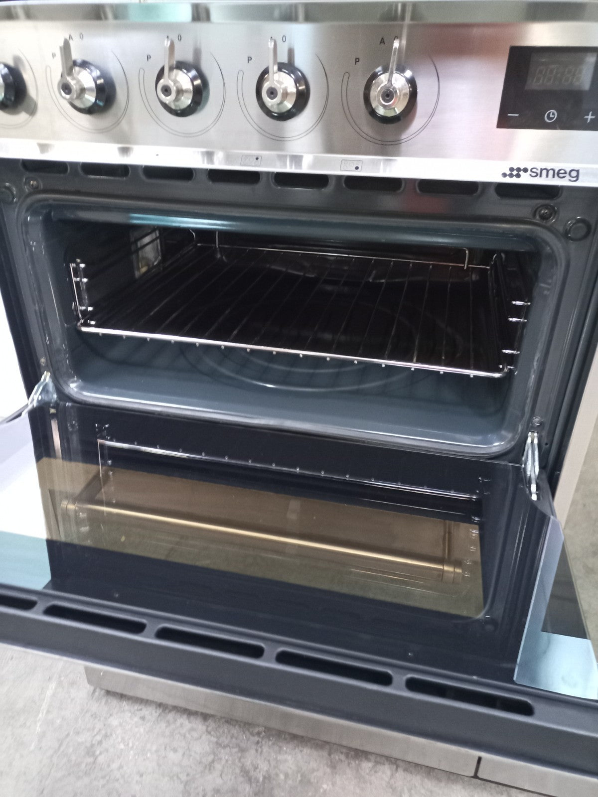 Graded Smeg SY93I-1  90cm Induction Range Cooker RRP£2499 C24