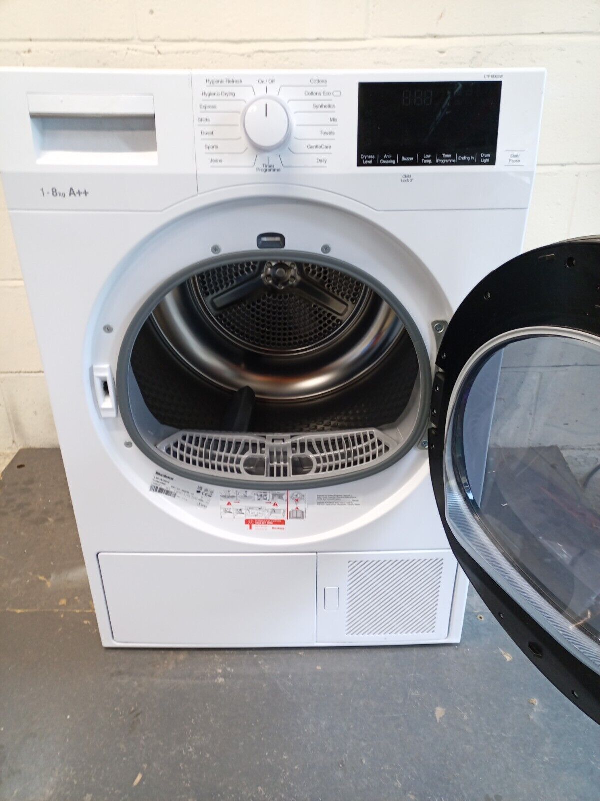 New Graded Beko LTP18320W 8kg Heat Pump Tumble Dryer RRP £550 C4