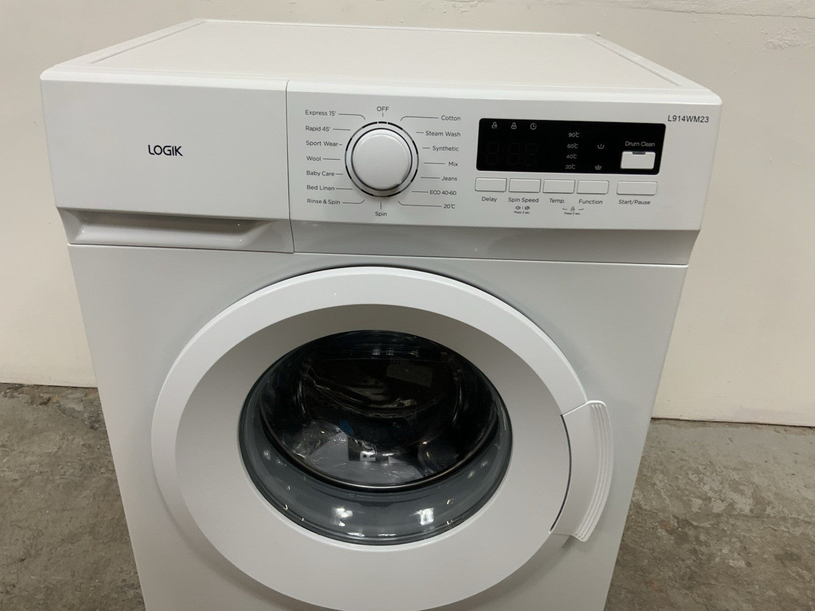 New Graded Logik L914WM23 9kg Washing Machine 1400 Spin RRP£299 R54