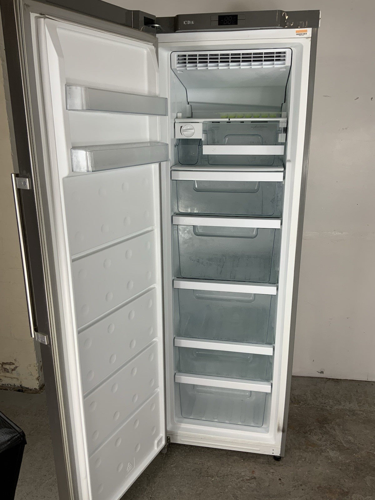 Used CDA FF880SC 60cm Wide Frost Free Freestanding Upright Freezer F60