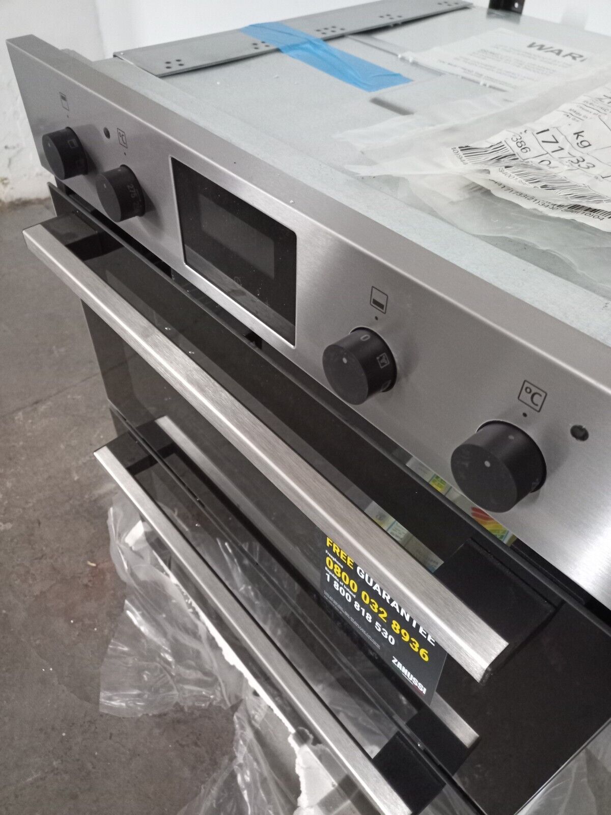 New Graded  Zanussi ZPHNL3X1 60cm Built Under Double Fan Oven - RRP£589 E17