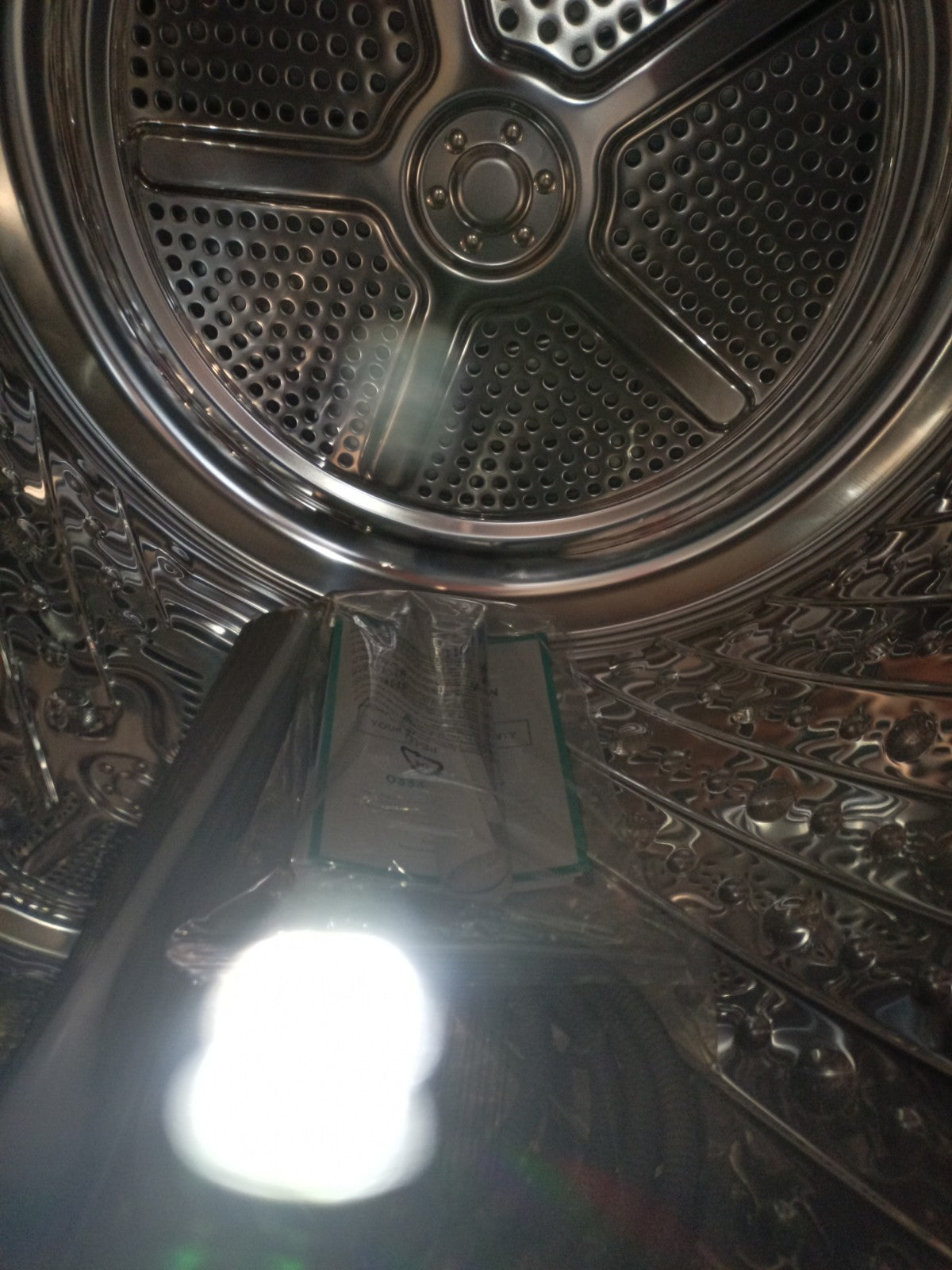 New Boxed Hisense DH3S902BB3 9Kg Heat Pump Dryer A+++ Black RRP£549 M23