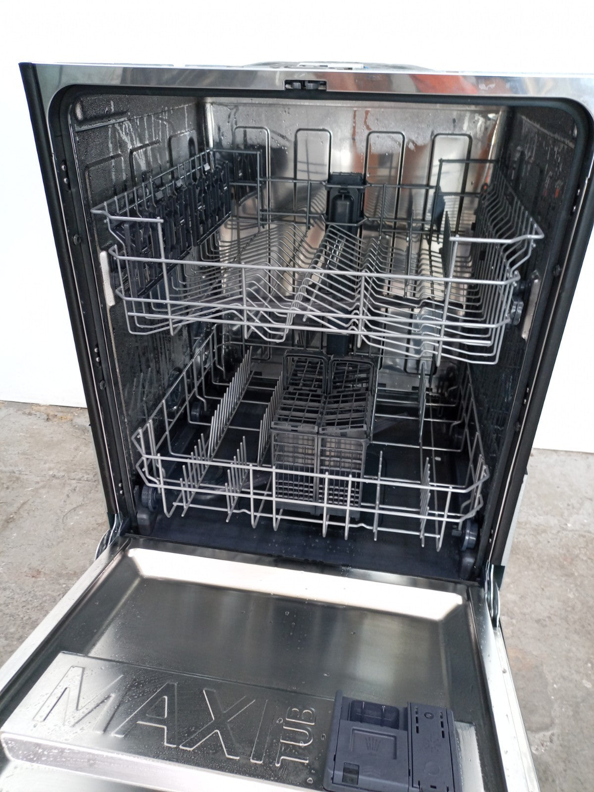 New Graded HOOVER HI3E9E0S-80  Full-size Fully Integrated  Dishwasher K28