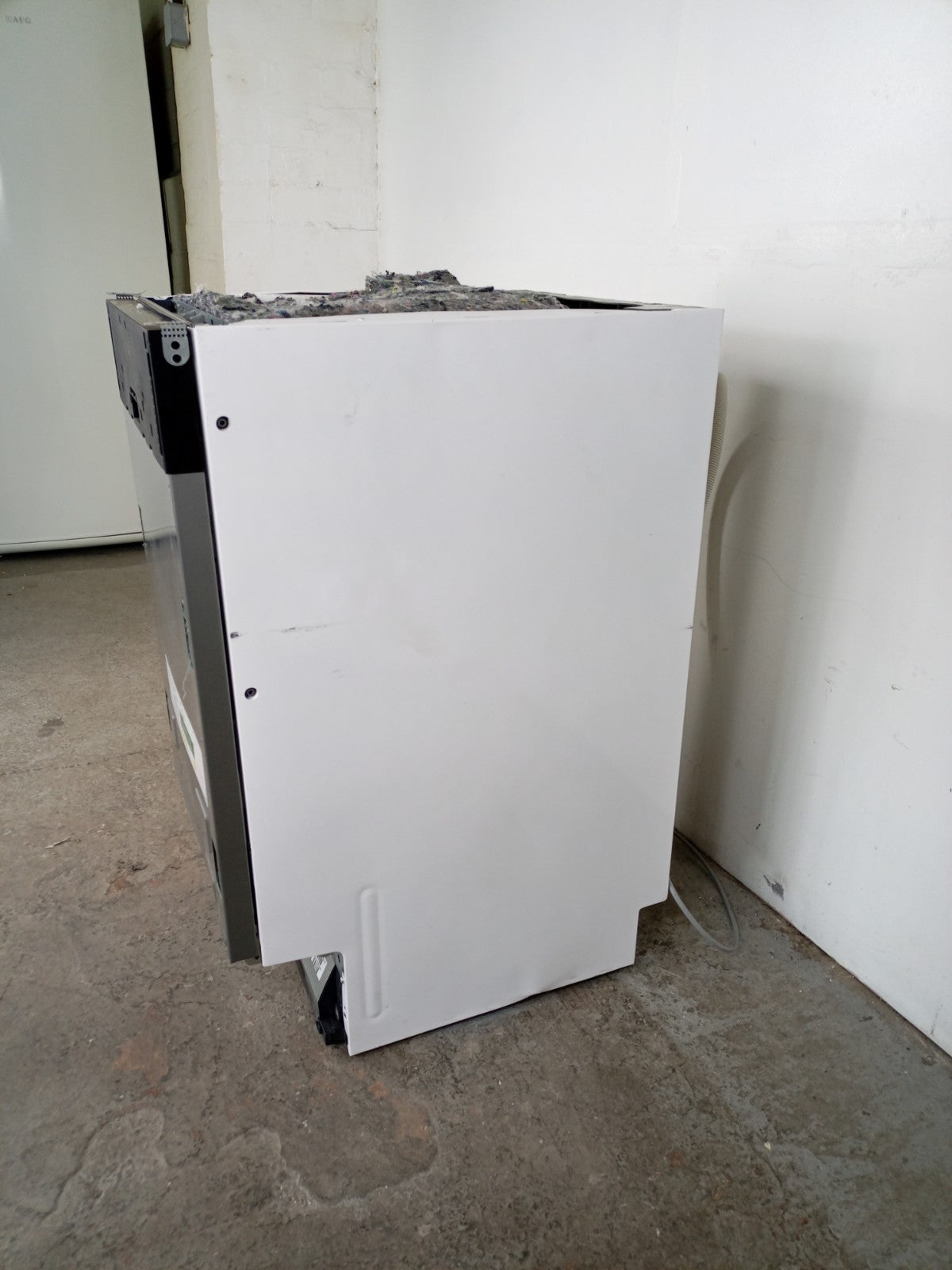 New Graded Beko DIS15020 Slimline Integrated Dishwasher RRP £299 V8