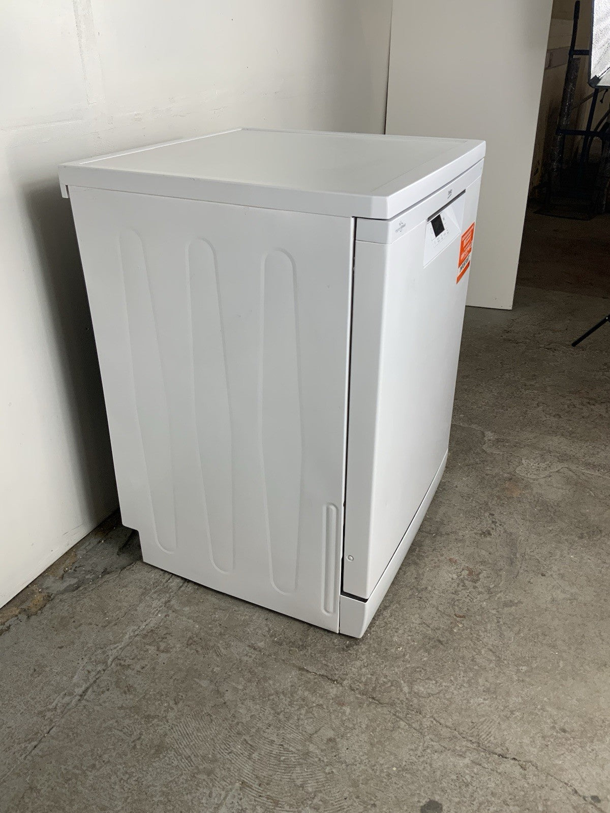 New Graded White BEKO BDFN15420W Pro HygieneIntense  Full-size Dishwasher F48