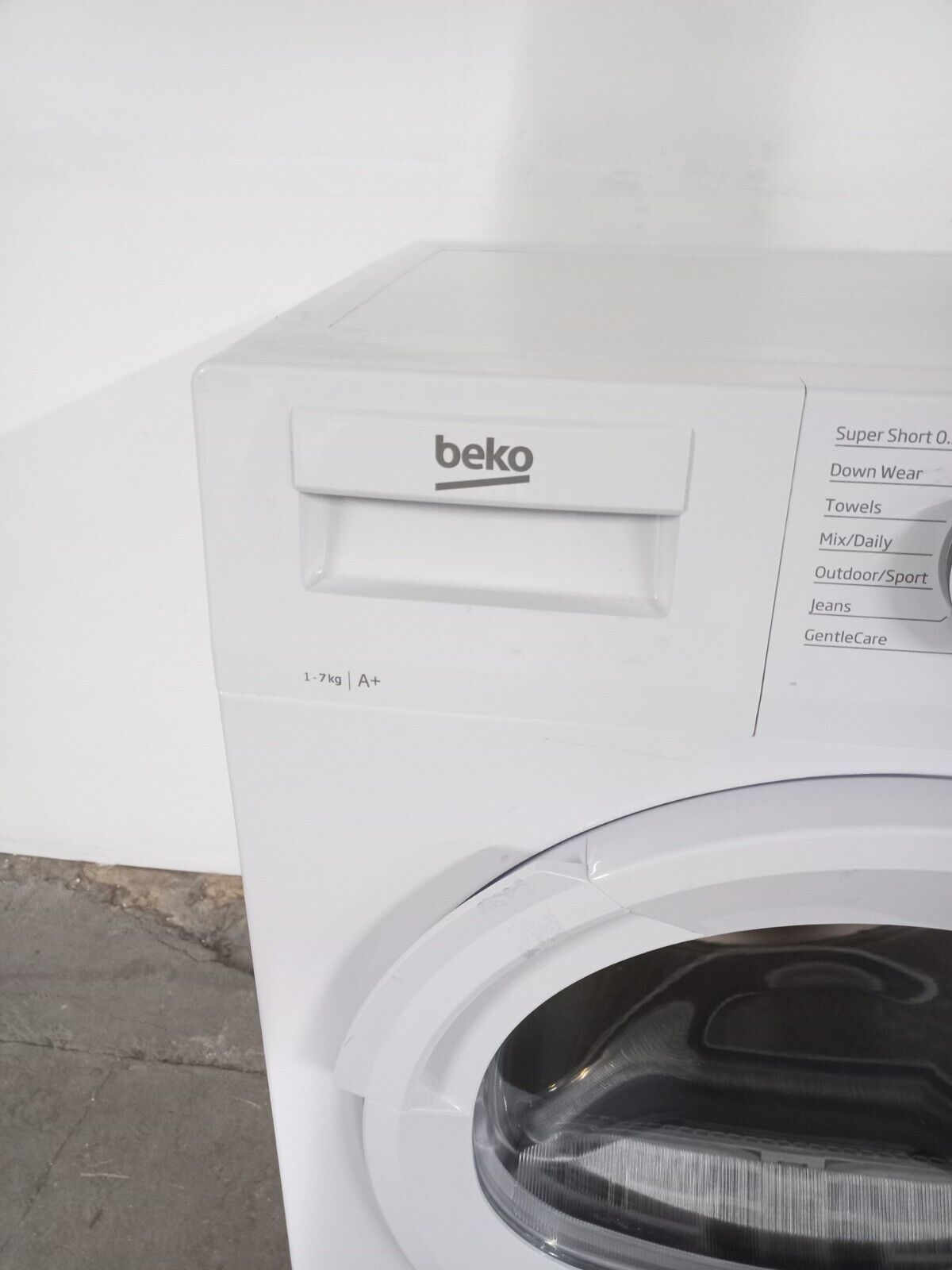 New Graded  Beko DTLP71151W 8kg Heat Pump Tumble Dryer RRP £430 K15