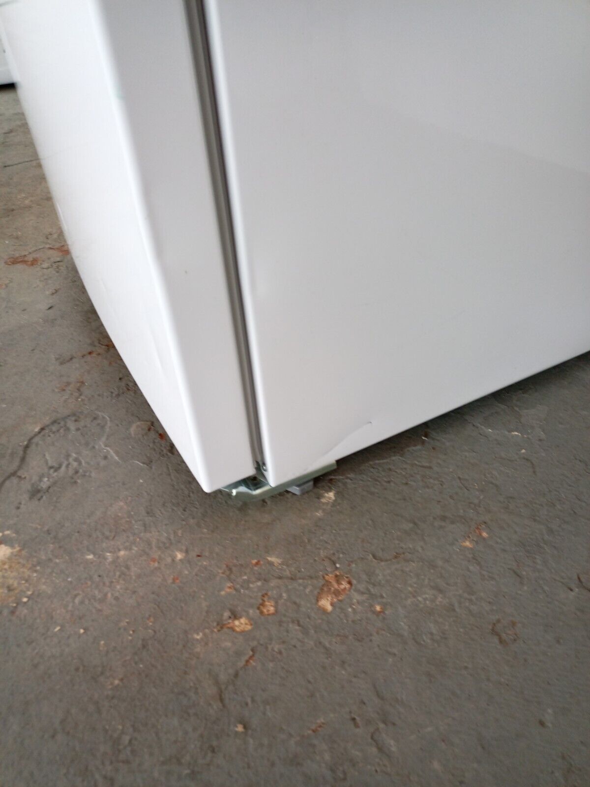 New Graded Beko CSG4571W 60/40 White Fridge Freezer- UK Del K14