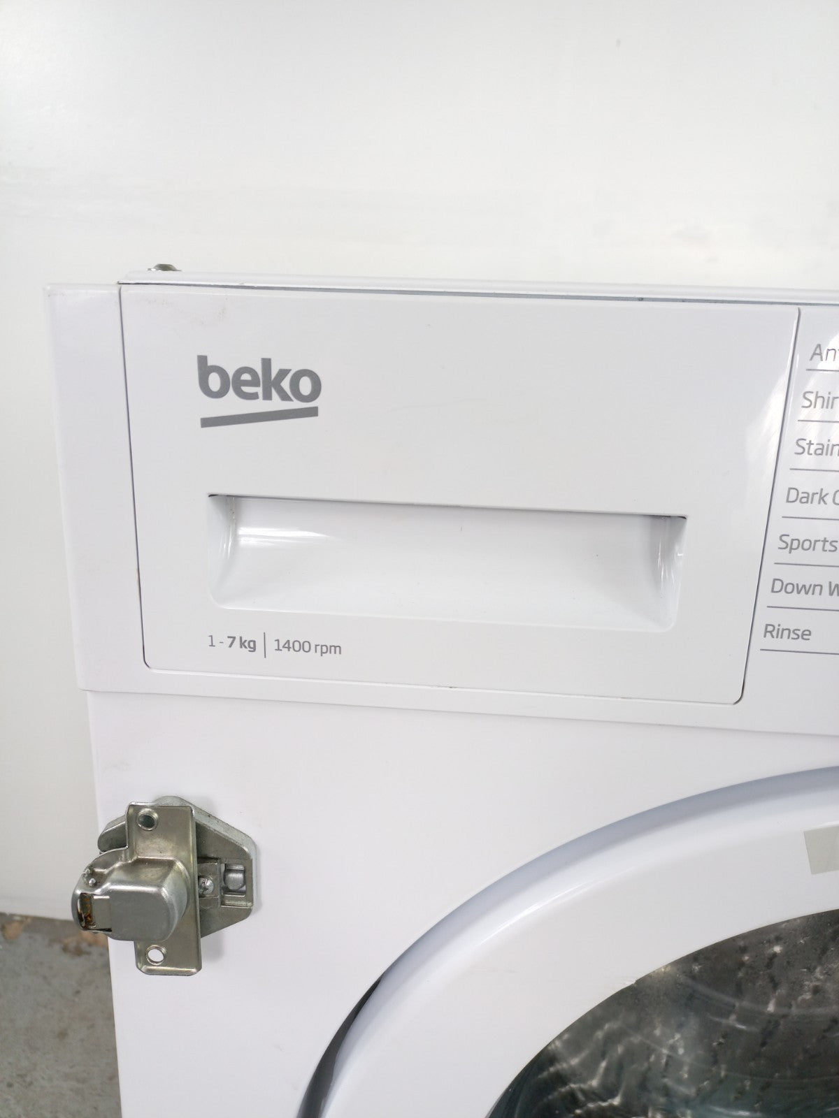New Graded Beko WTIK74151F Integrated 7 kg 1400 Spin Washing Machine E61