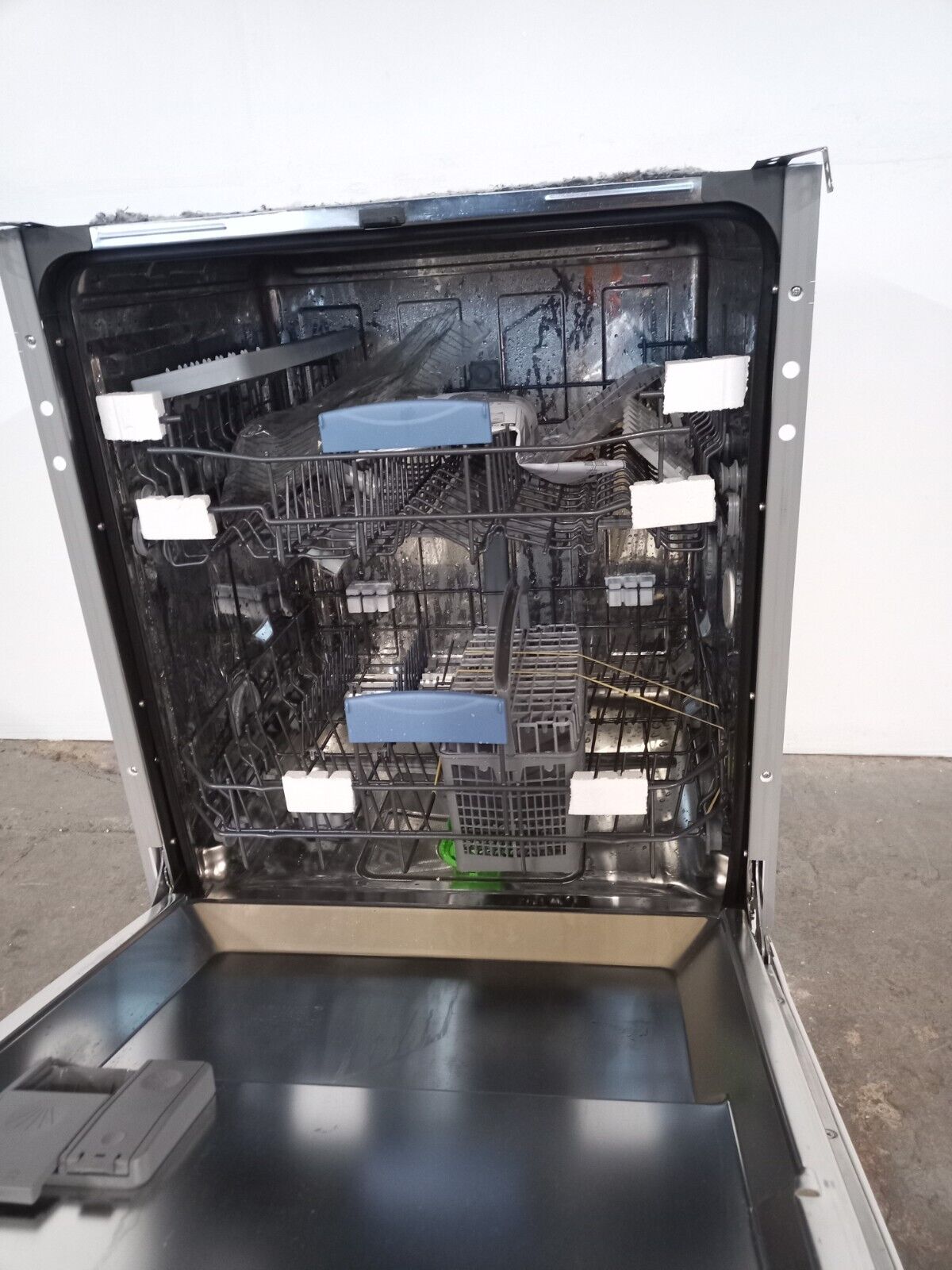 New Graded Montpellier MDWB16095 Full Size  Integrated Dishwasher RRP£379 L23