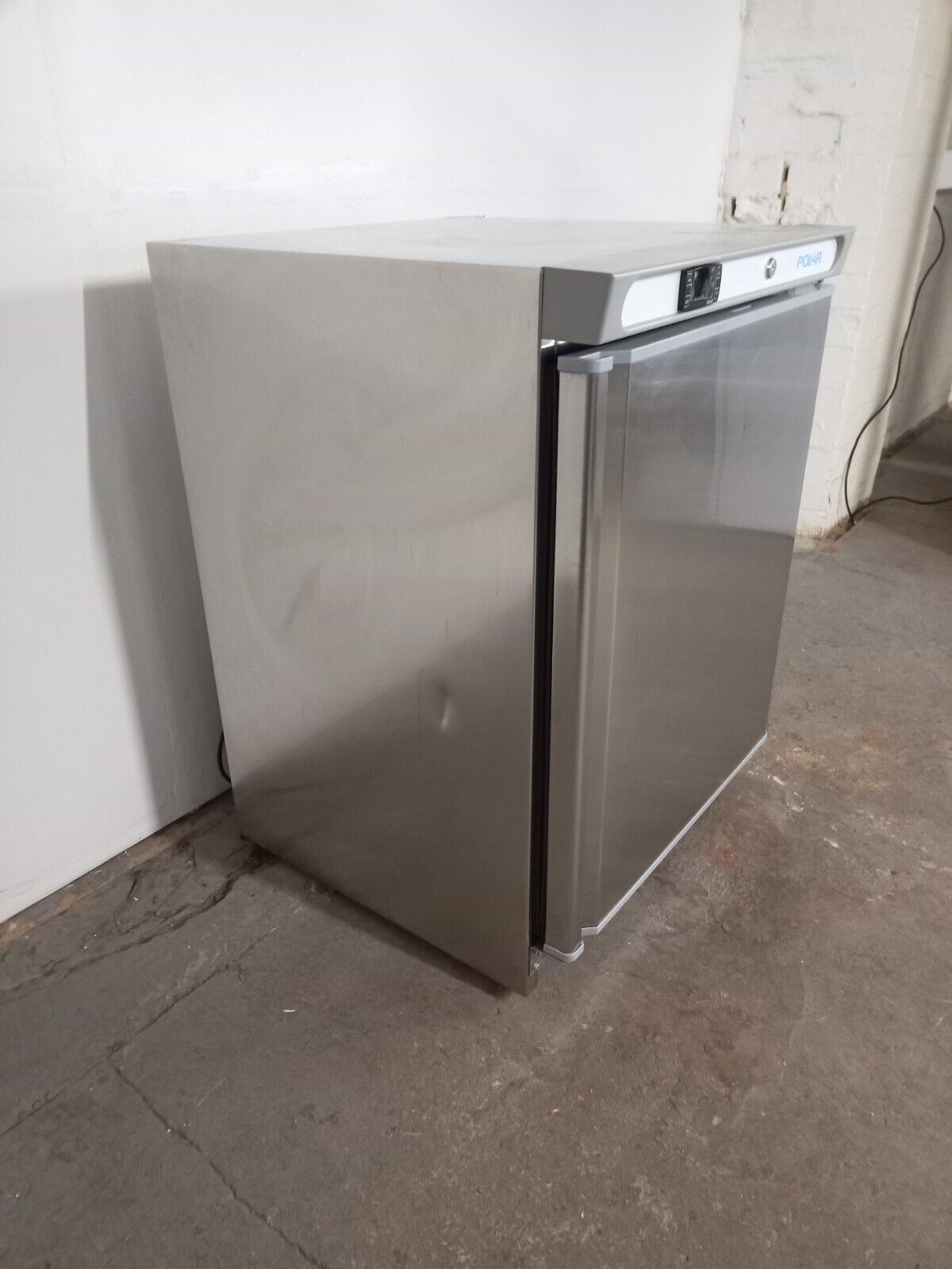 New Graded Polar CD080-02 150 ltr Commercial Fridge RRP£499 X62