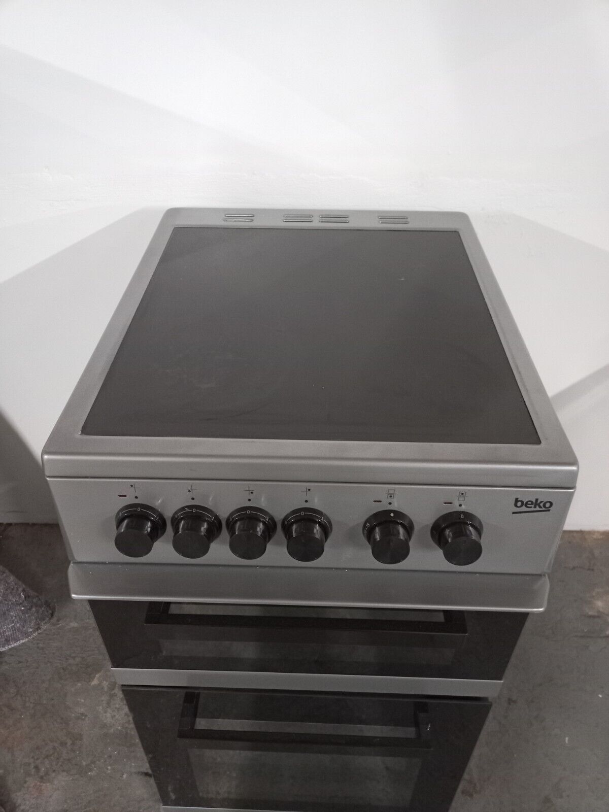 New Graded Silver Beko KDC5422AS  50 cm Electric Ceramic Cooker - RRP£399 W16