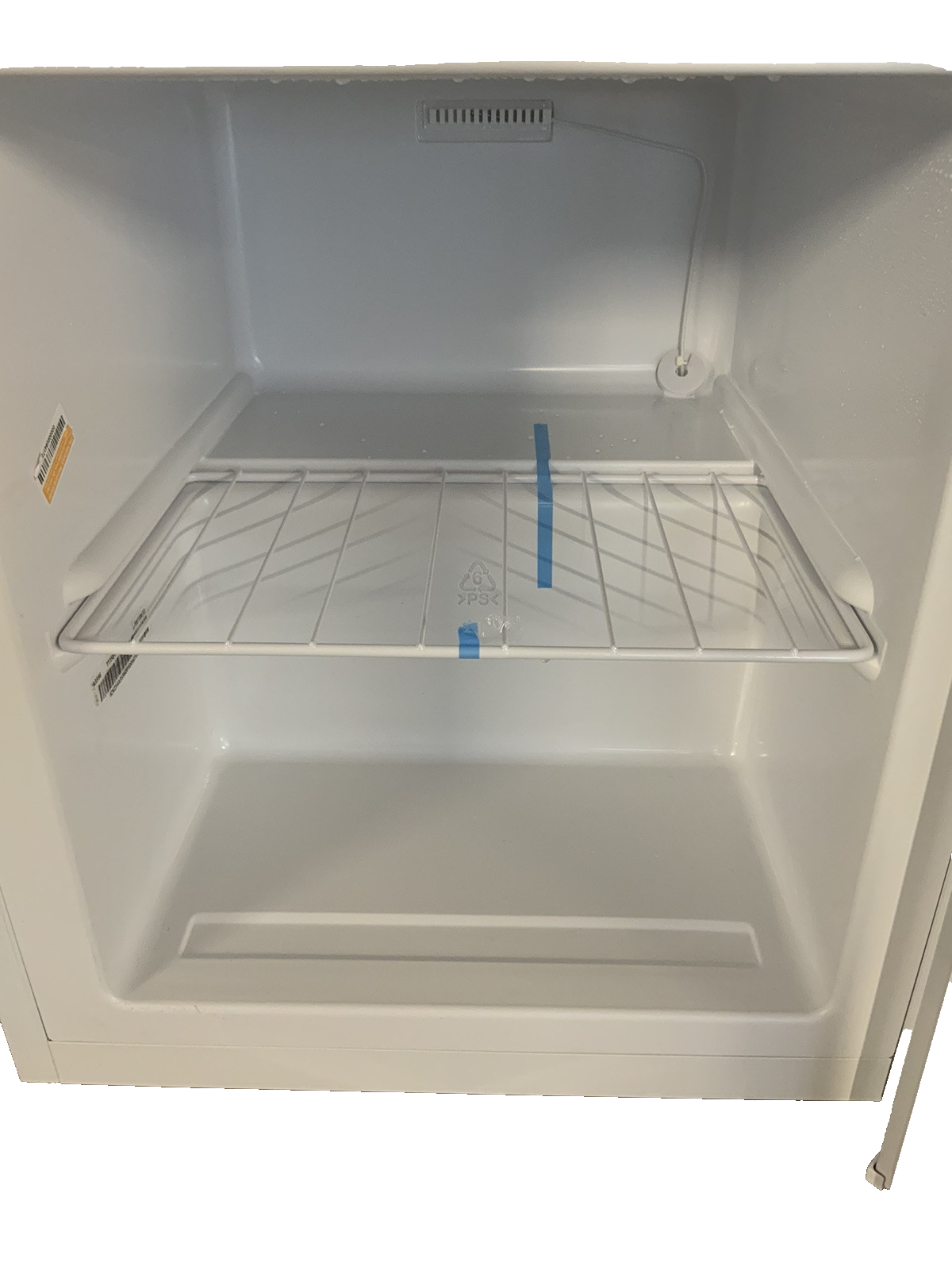 New Graded White Iceking TT35EW Table Top  Freezer F3