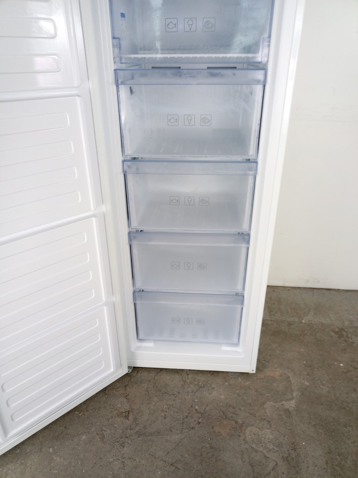 New Graded White Beko FFG1545W 177ltr  Tall Freezer Outbuildings RRP£399 V5