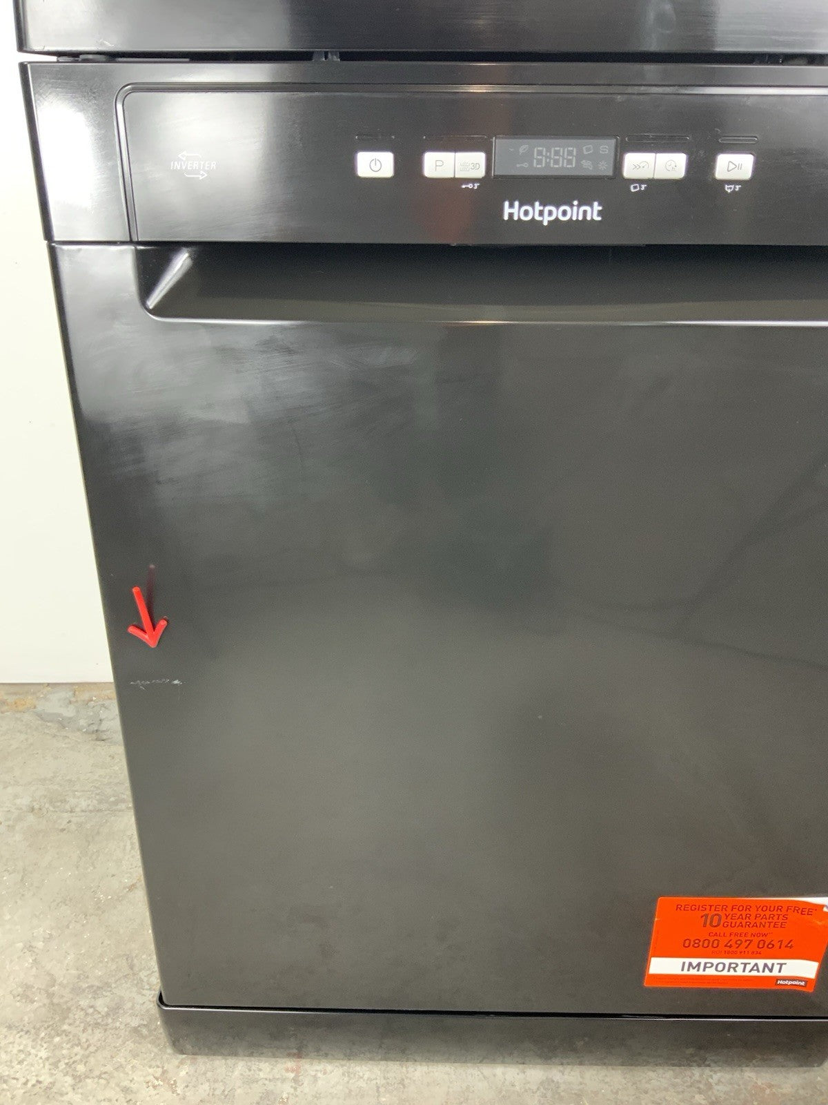 New Graded Hotpoint HFC3C26WCBUK Full Size Dishwasher - Black F42