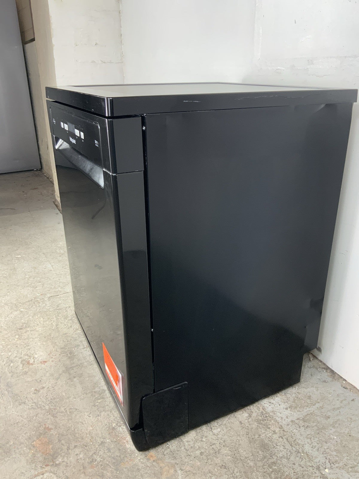 New Graded Hotpoint HFC3C26WCBUK Full Size Dishwasher - Black F42
