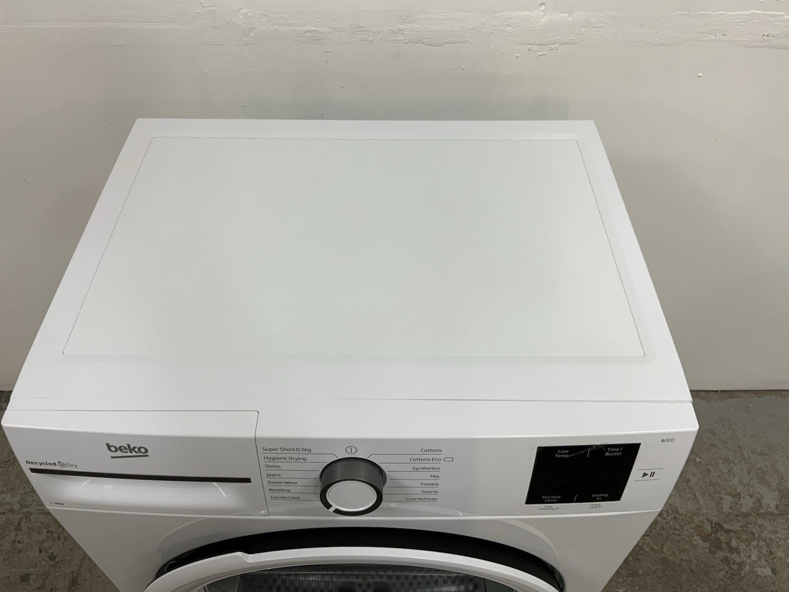New Graded  Beko BMN3T3823W 8kg Heat Pump Tumble Dryer - Whiter RRP£399 R23