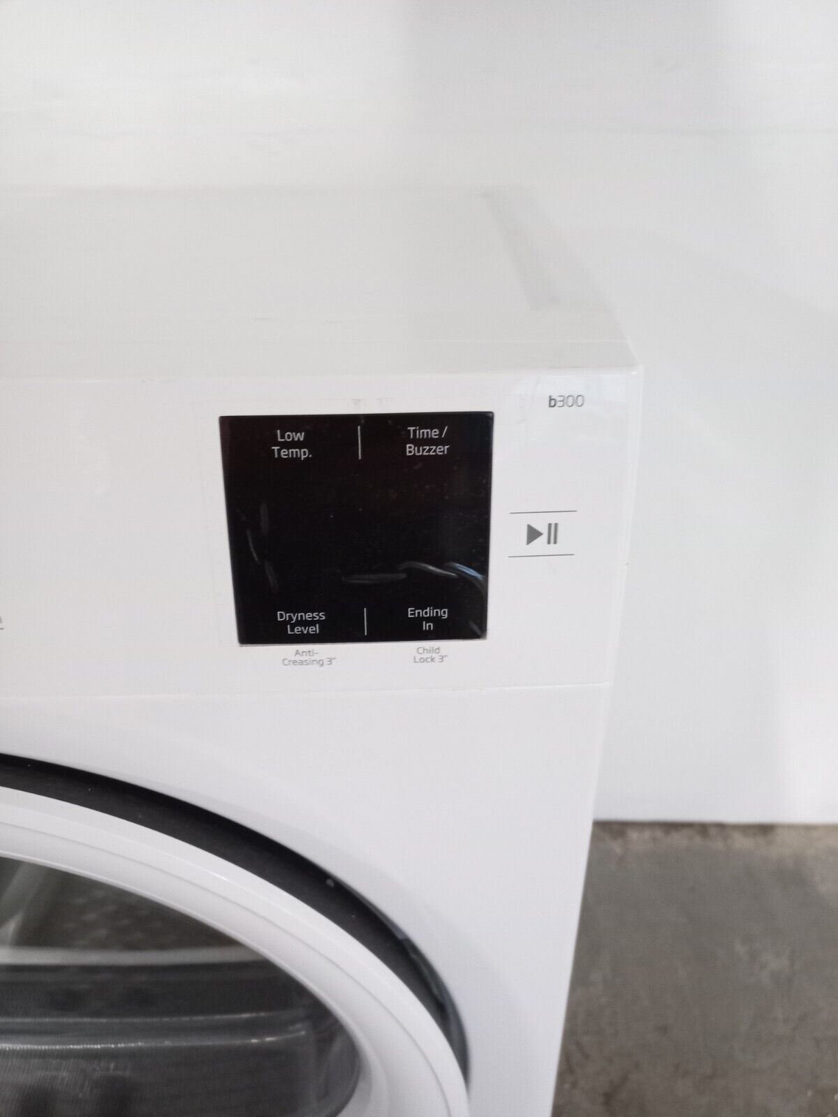 New Graded  Beko BM3T3822W 8kg Heat Pump Tumble Dryer RRP£349 X59