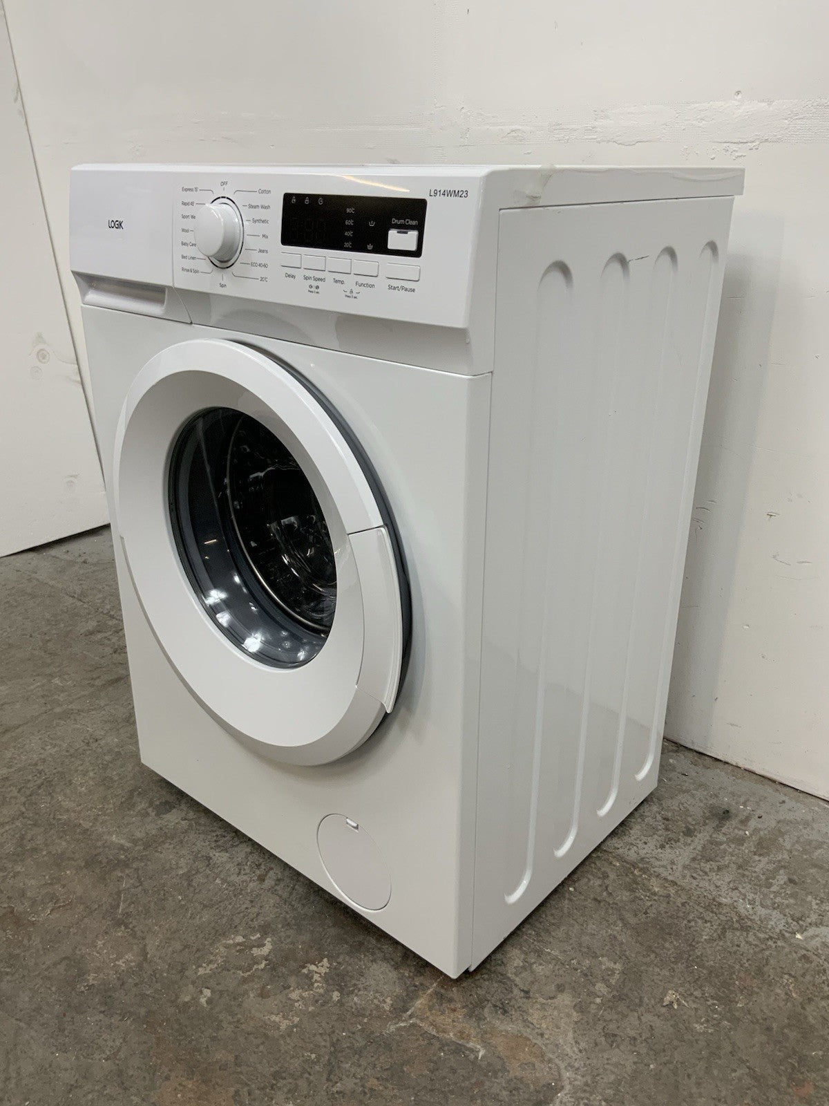 New Graded Logik L914WM23 9kg Washing Machine 1400 Spin RRP£299 R52