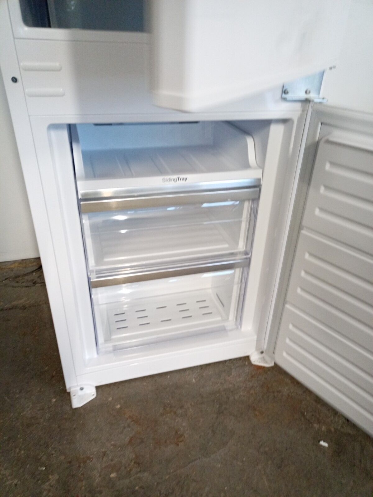 New Graded Bush BIE7030FF Integrated 70/30 Fridge Freezer RRP£399- White G4