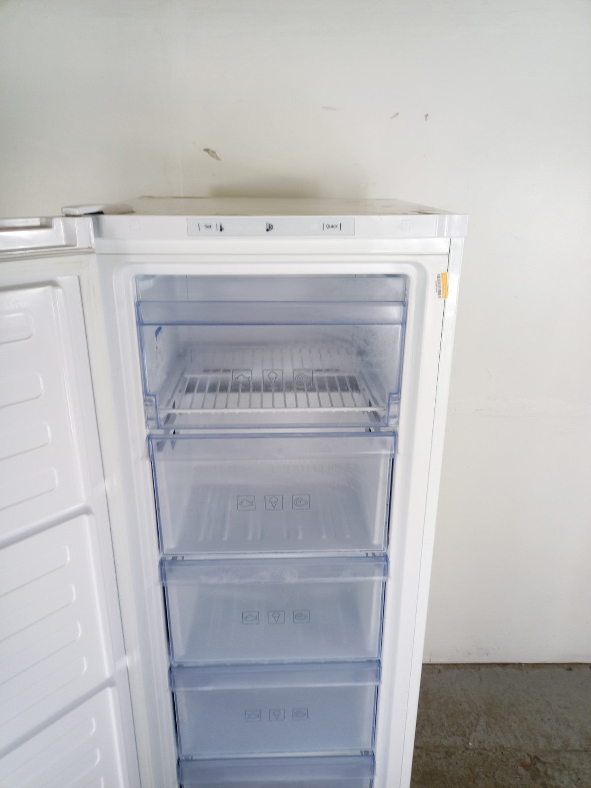 New Graded White Beko FFG1545W 177ltr  Tall Freezer Outbuildings RRP£399 V5